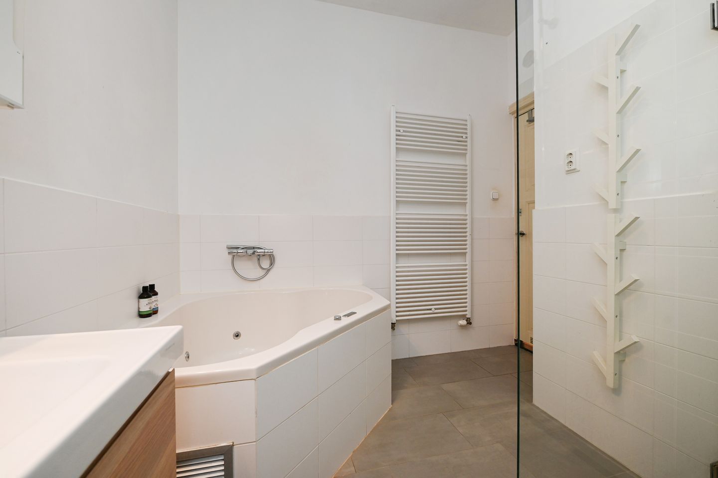 Foto 29 van Hendrik van Deventerstraat 131