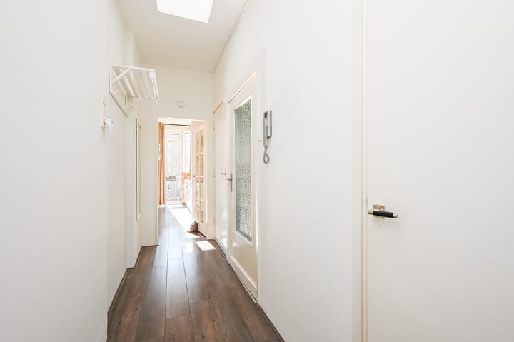 Photo 10 of Okkernootstraat 150-A