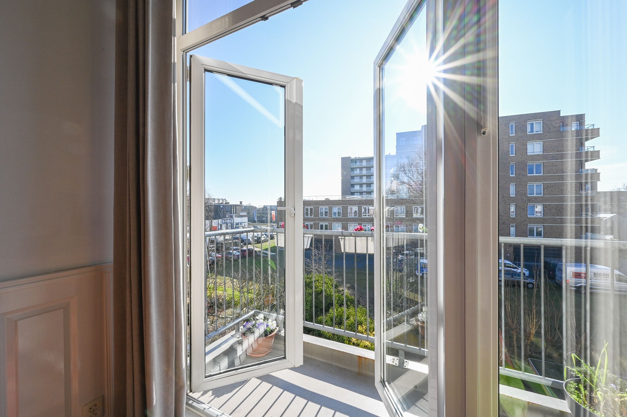 Foto 18 van Okkernootstraat 150-A