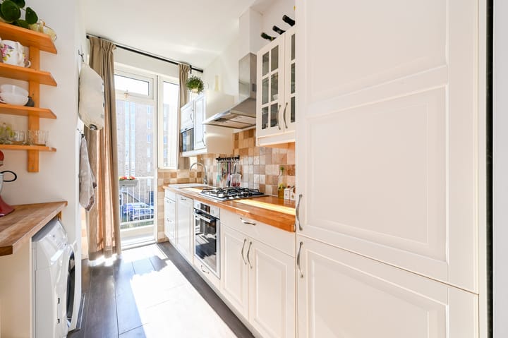 Photo 25 of Okkernootstraat 150-A