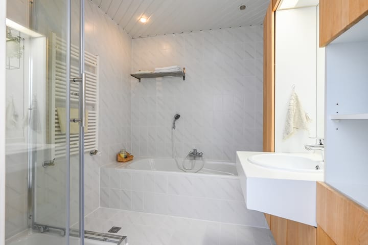 Photo 35 of Okkernootstraat 150-A