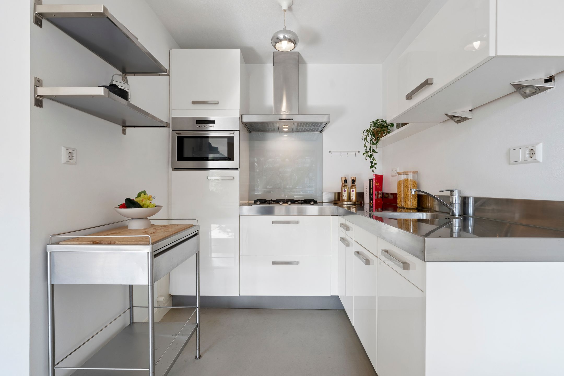 Photo 12 of Rozenstraat 57