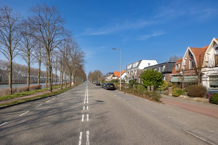 Foto 41 van Amsterdamsestraatweg 1021