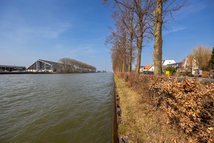 Foto 44 van Amsterdamsestraatweg 1021