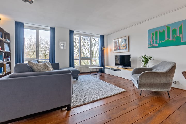 Photo 9 of Huijgensstraat 13-D