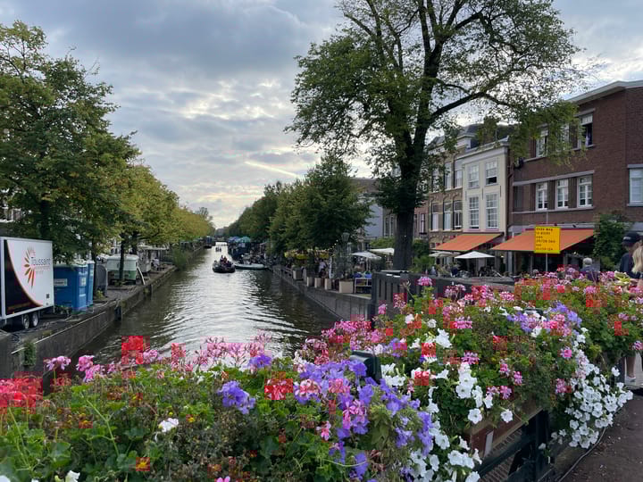 Photo 27 of Huijgensstraat 13-D