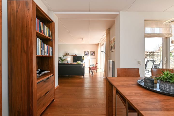 Foto 13 van Renovalaan 1