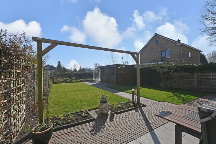 Foto 19 van Renovalaan 1