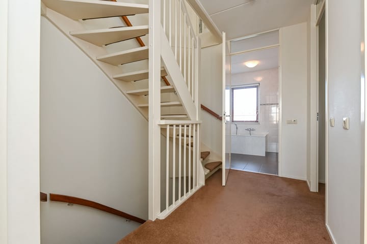 Foto 35 van Renovalaan 1