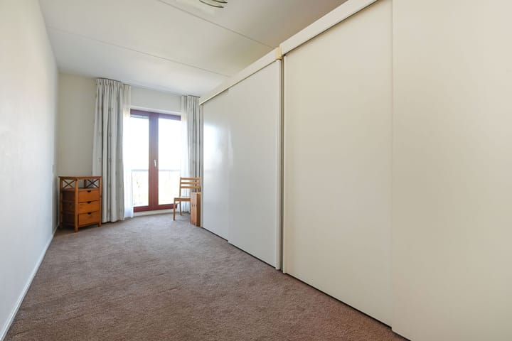 Foto 41 van Renovalaan 1