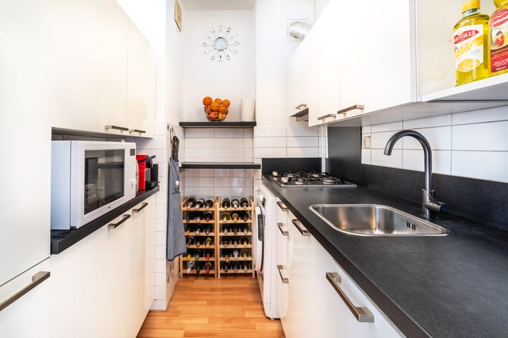 Photo 8 of Van Nijenrodeweg 173