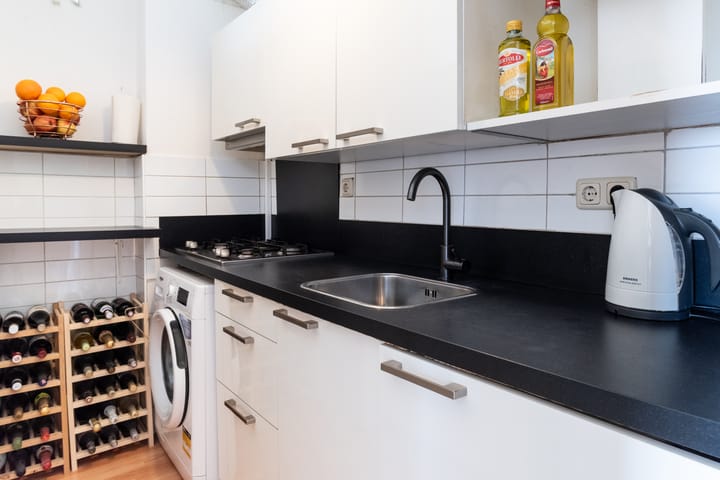 Photo 9 of Van Nijenrodeweg 173