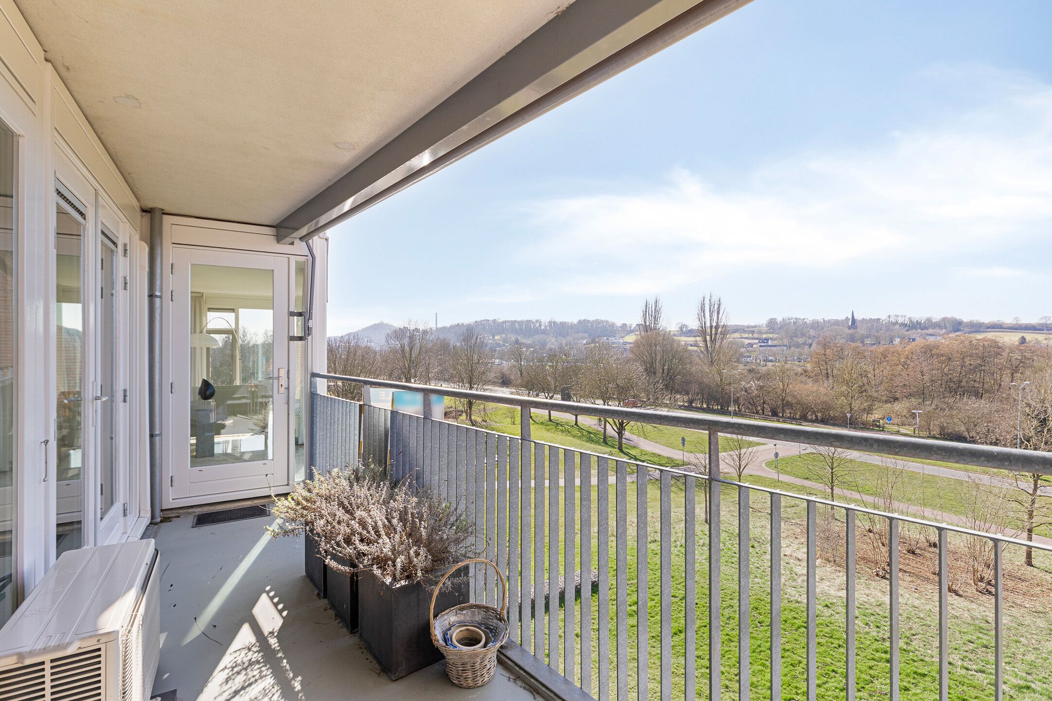 Foto 30 van Oeslingerbaan 103-D