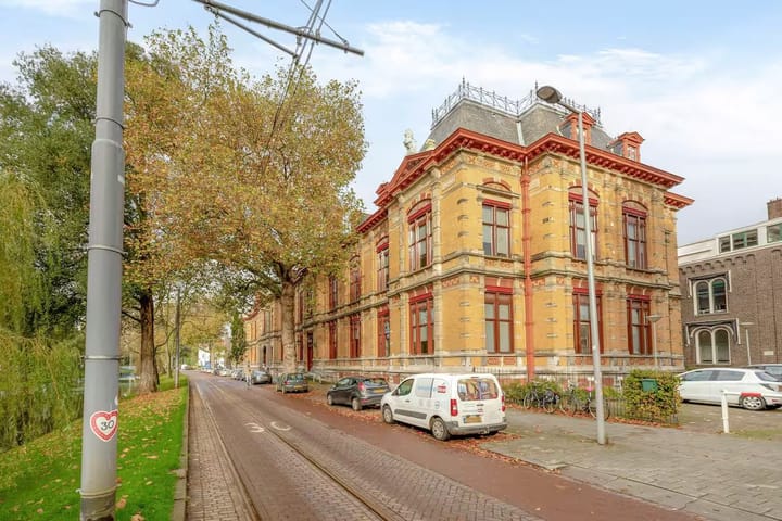 Foto 36 van Burgemeester Roosstraat 45-B