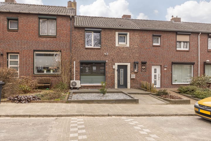 Photo 1 of Bergplein 26