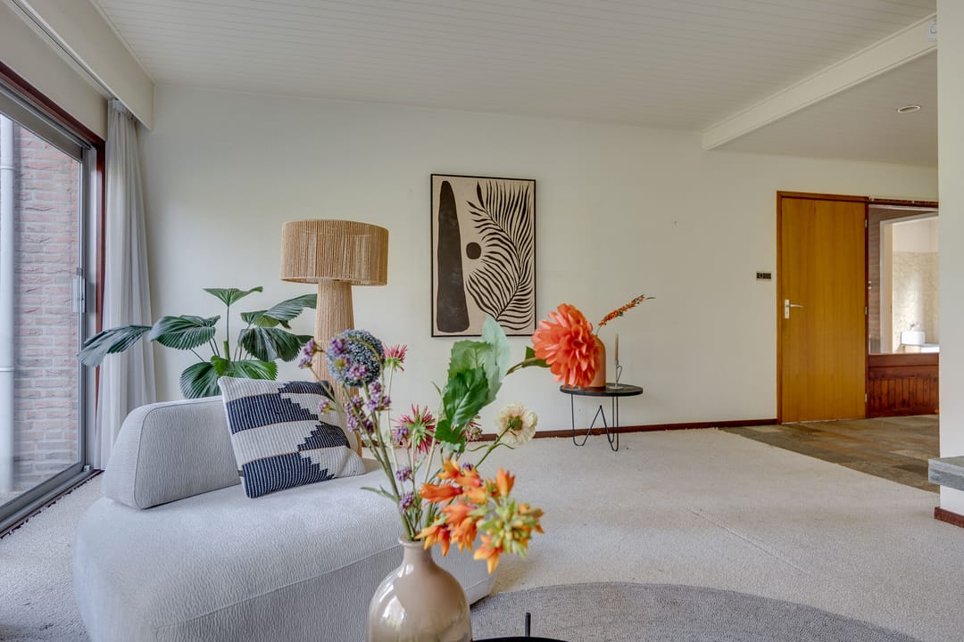 Foto 7 van Middenlaan 14