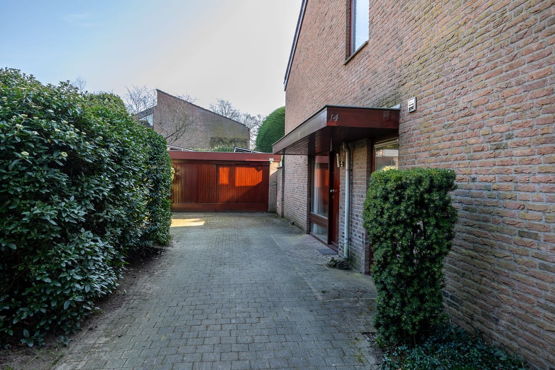 Foto 46 van Middenlaan 14