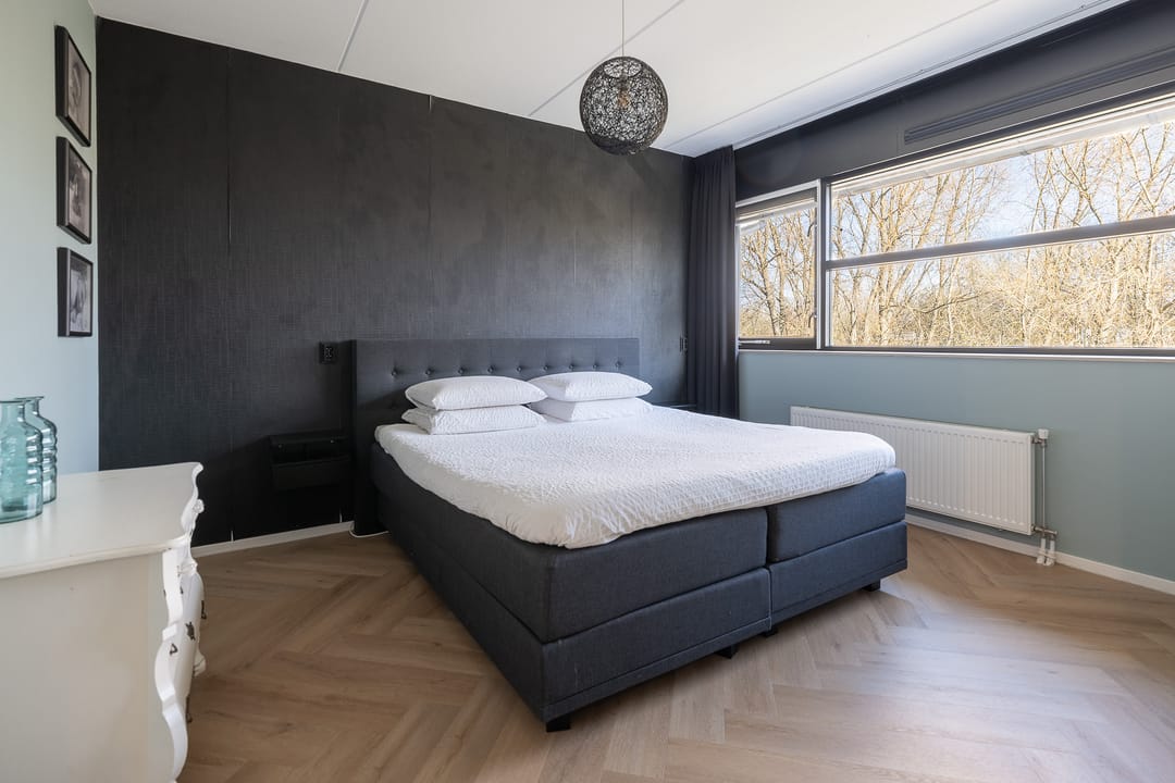 Foto 13 van Ambon 40