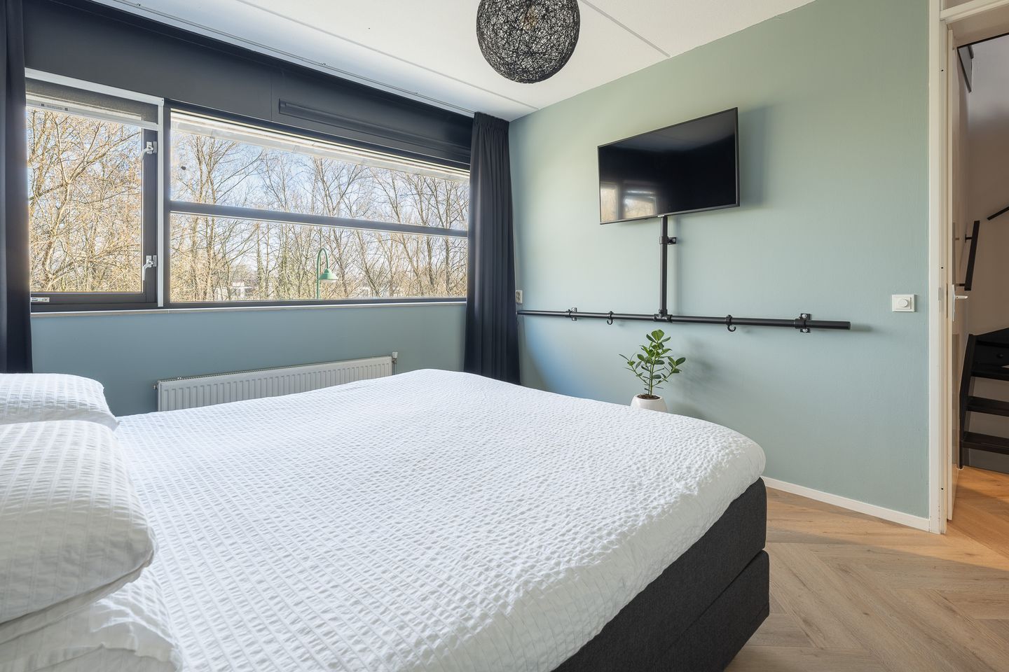 Foto 14 van Ambon 40