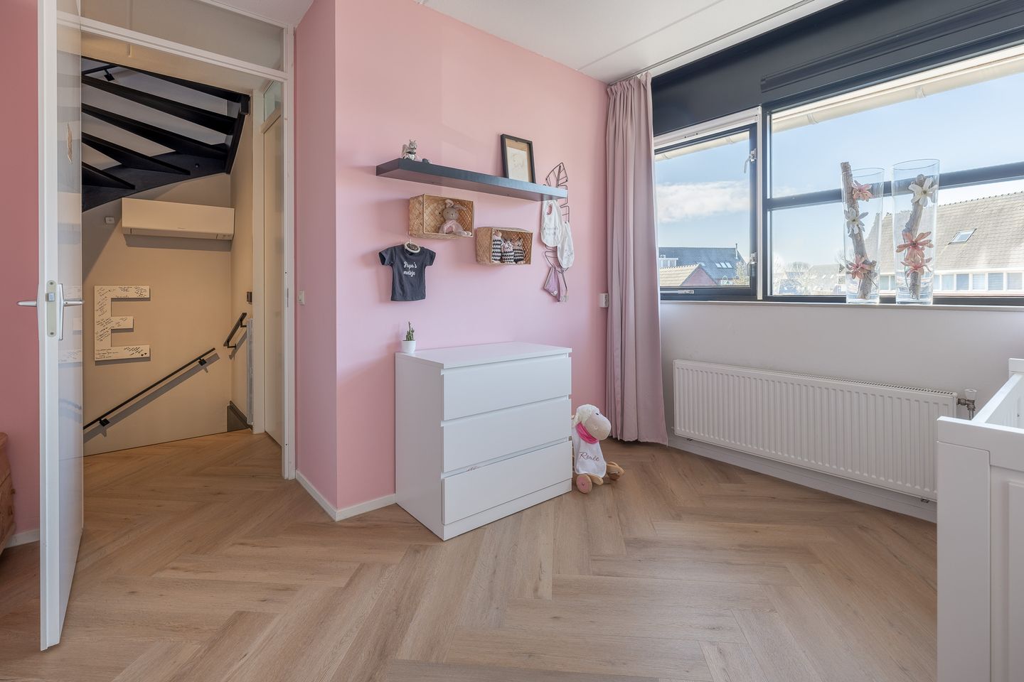 Foto 19 van Ambon 40