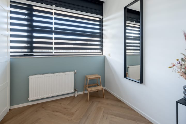 Foto 20 van Ambon 40