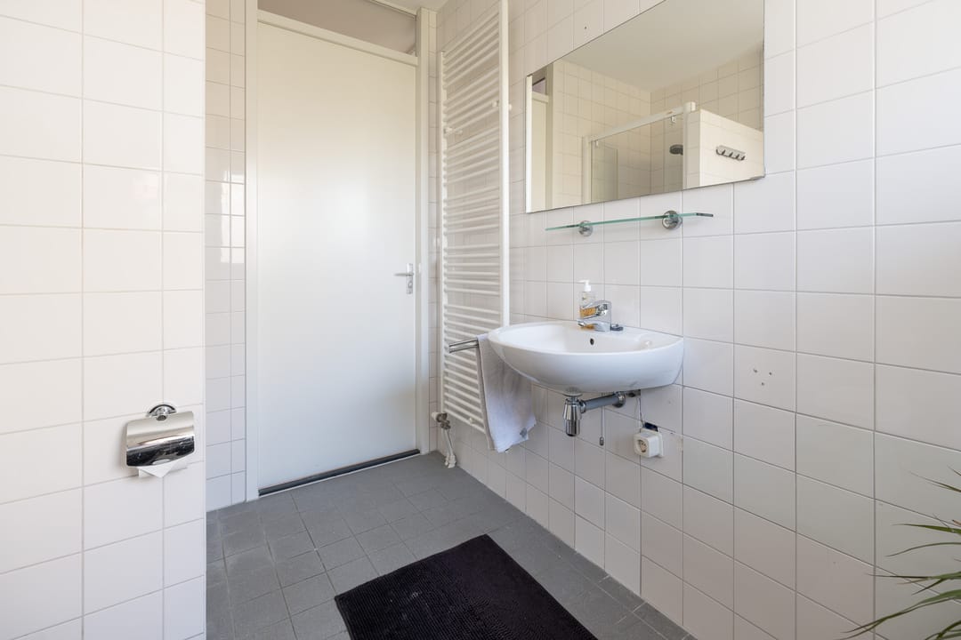 Foto 23 van Ambon 40