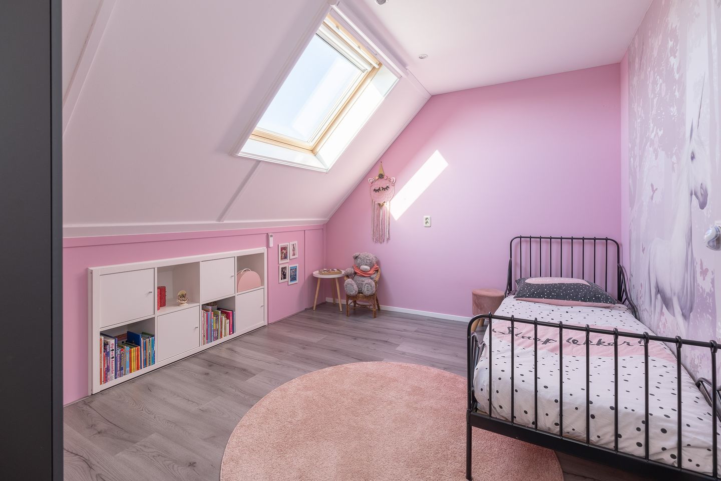 Foto 25 van Ambon 40