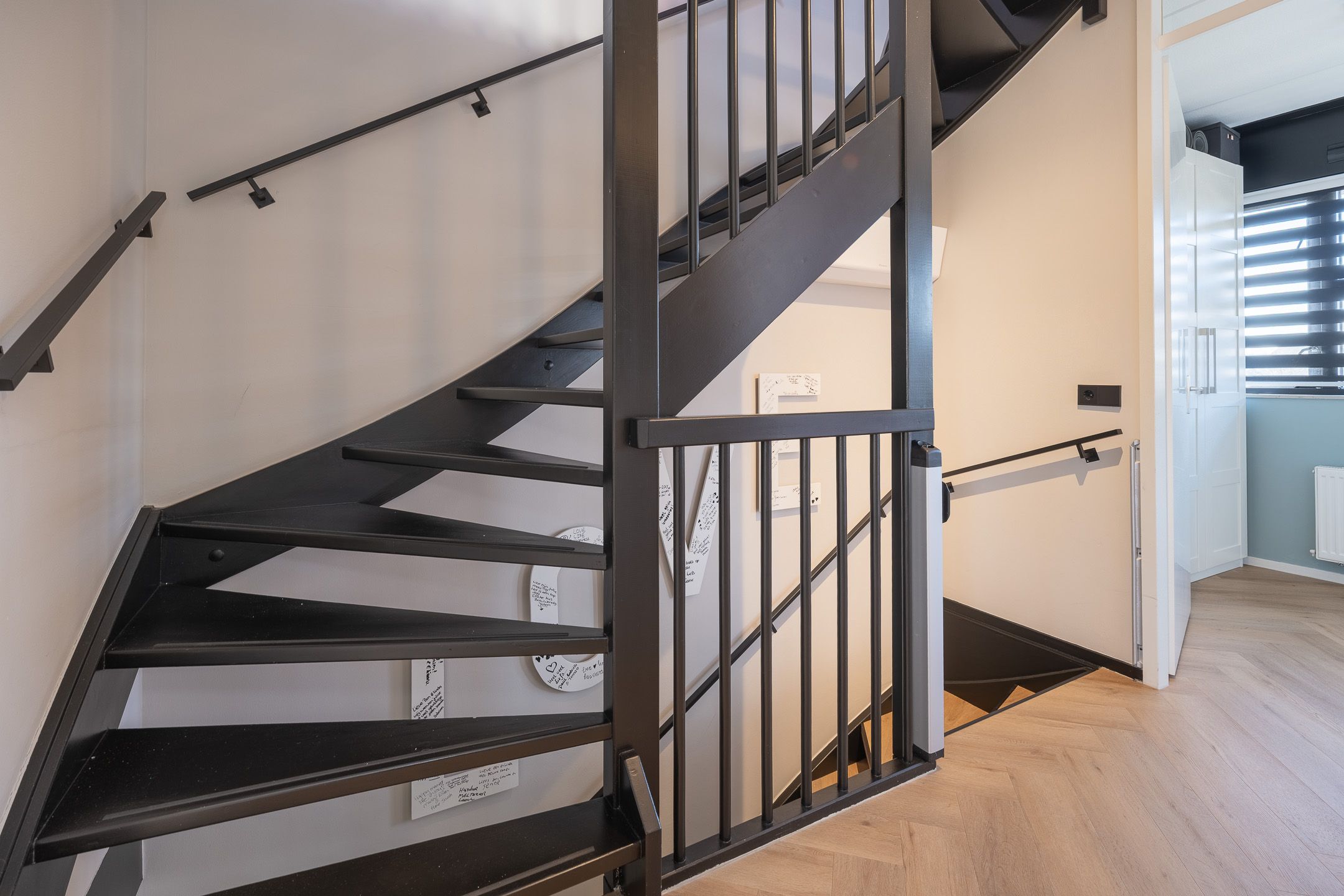 Foto 24 van Ambon 40