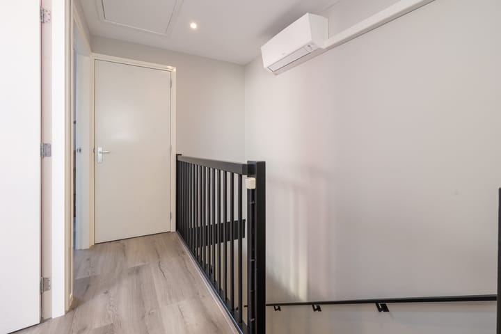 Foto 29 van Ambon 40