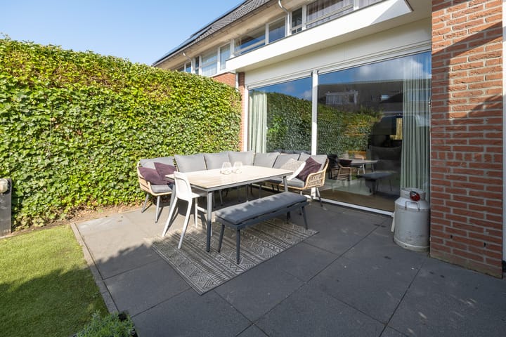 Foto 32 van Ambon 40