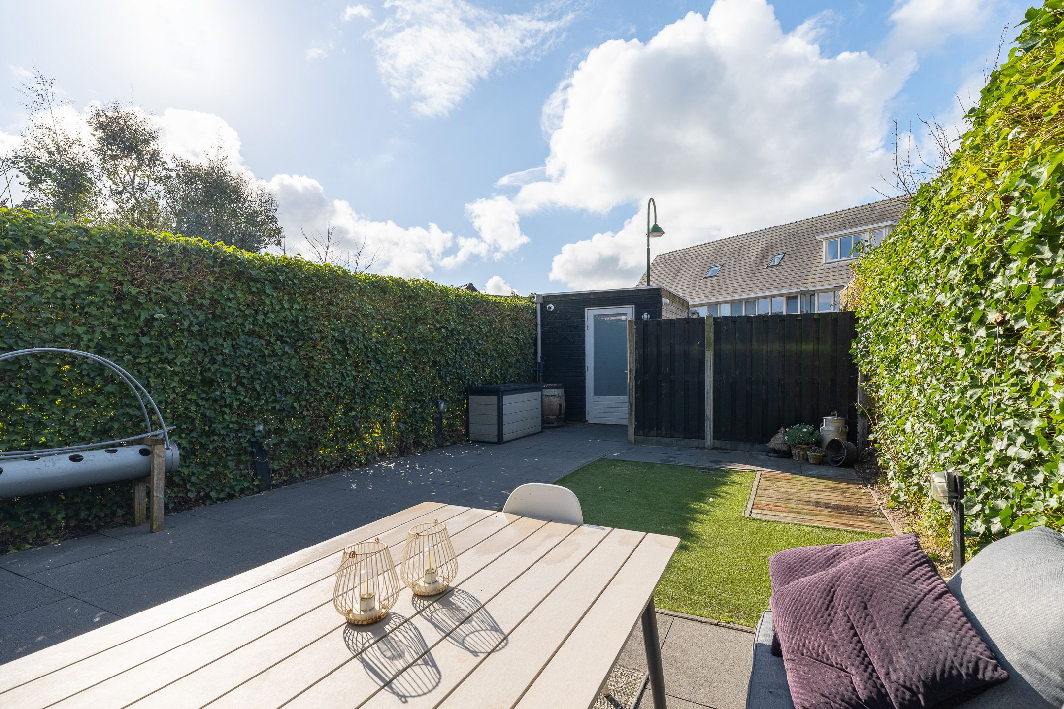 Foto 33 van Ambon 40