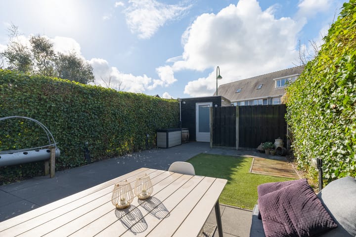 Foto 33 van Ambon 40