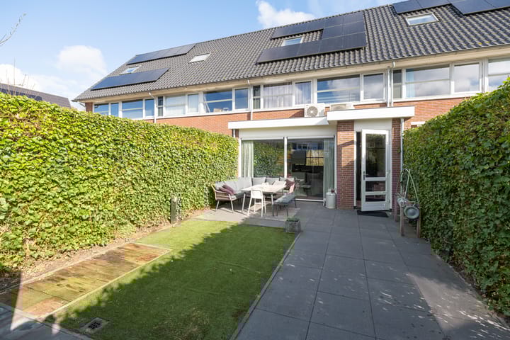 Foto 37 van Ambon 40