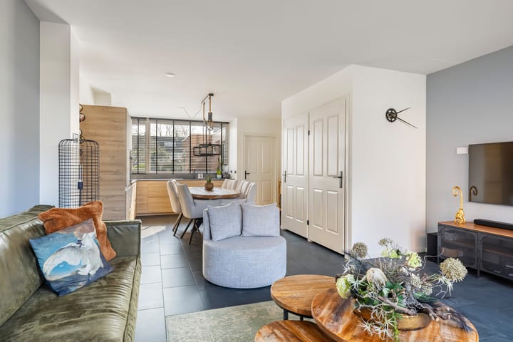 Foto 2 van Fluitekruidlaan 12