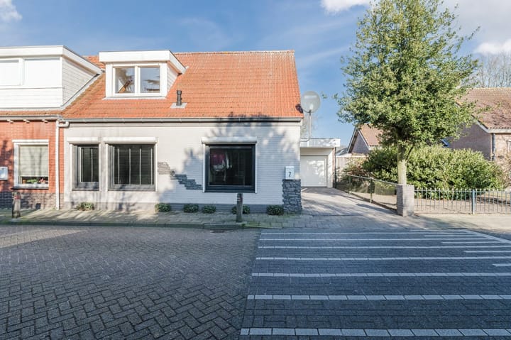 Foto 38 van Postbaan 7