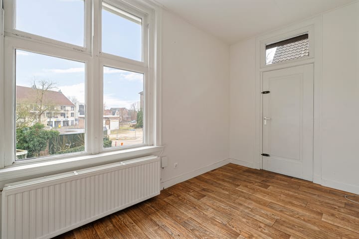 Photo 40 of Ripperdastraat 5