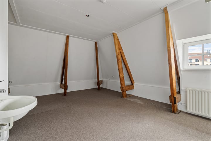 Photo 45 of Ripperdastraat 5