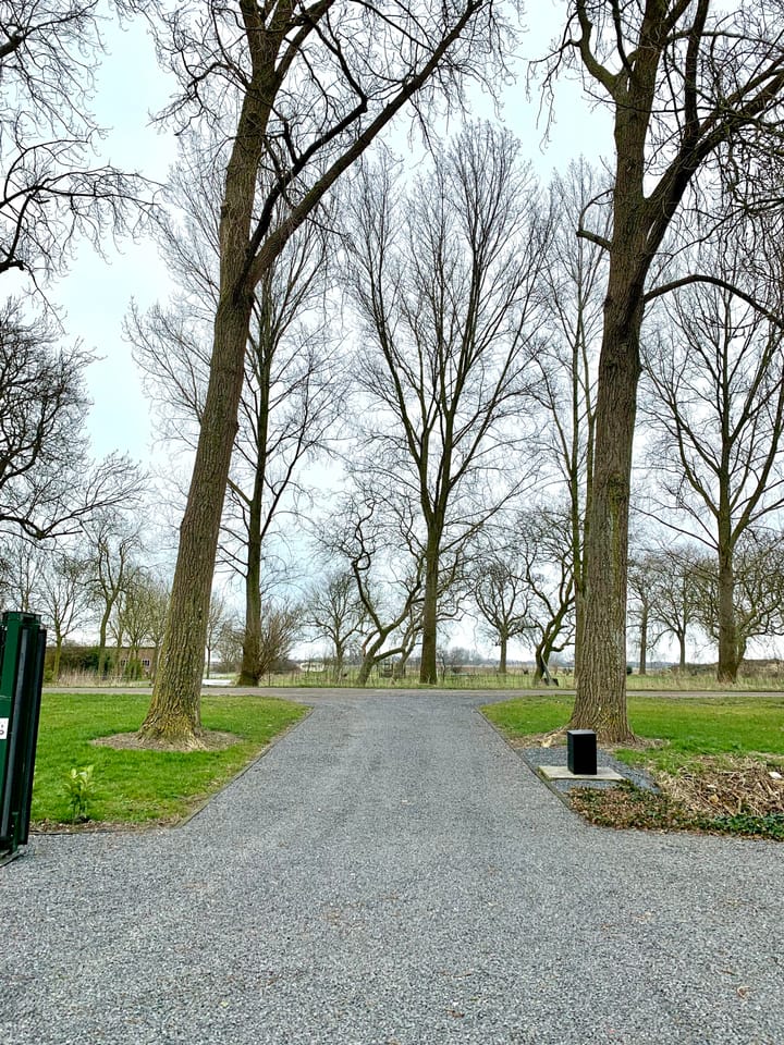 Foto 42 van Vierhonderdpolderdijk 3-A