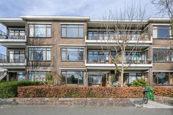 Photo 1 of IJsclubweg 32