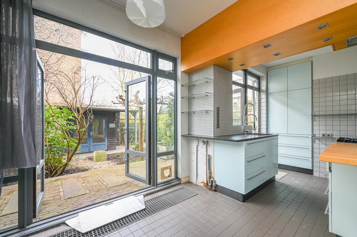 Photo 3 of IJsclubweg 32