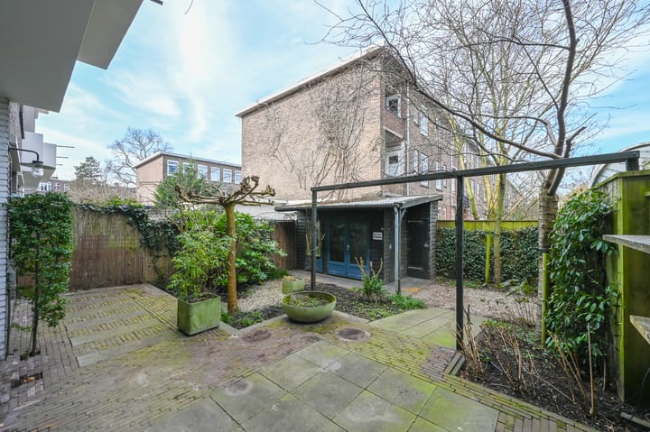 Photo 4 of IJsclubweg 32