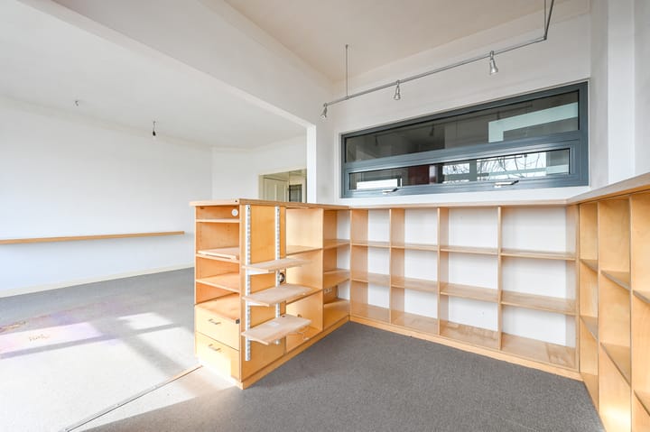 Photo 11 of IJsclubweg 32