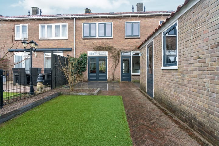 Foto 32 van Treubstraat 16