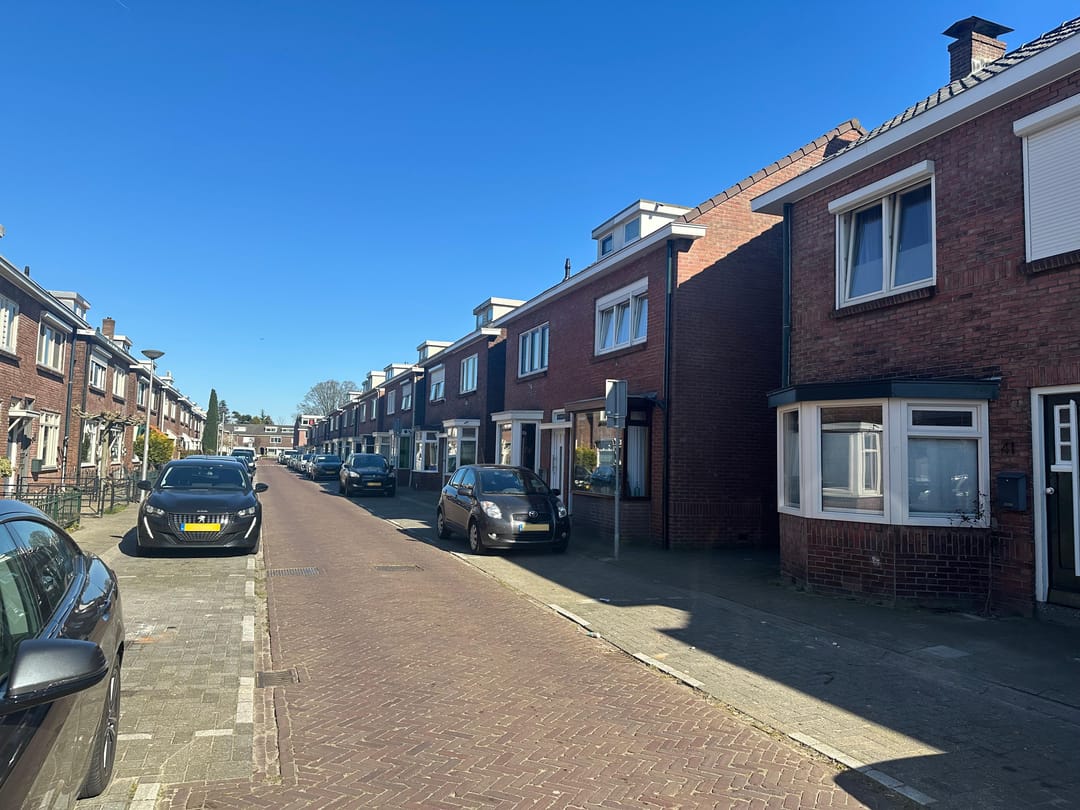 Photo 2 of Eikstraat 43