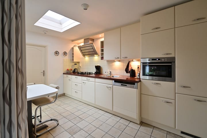 Photo 6 of Warrekam 7