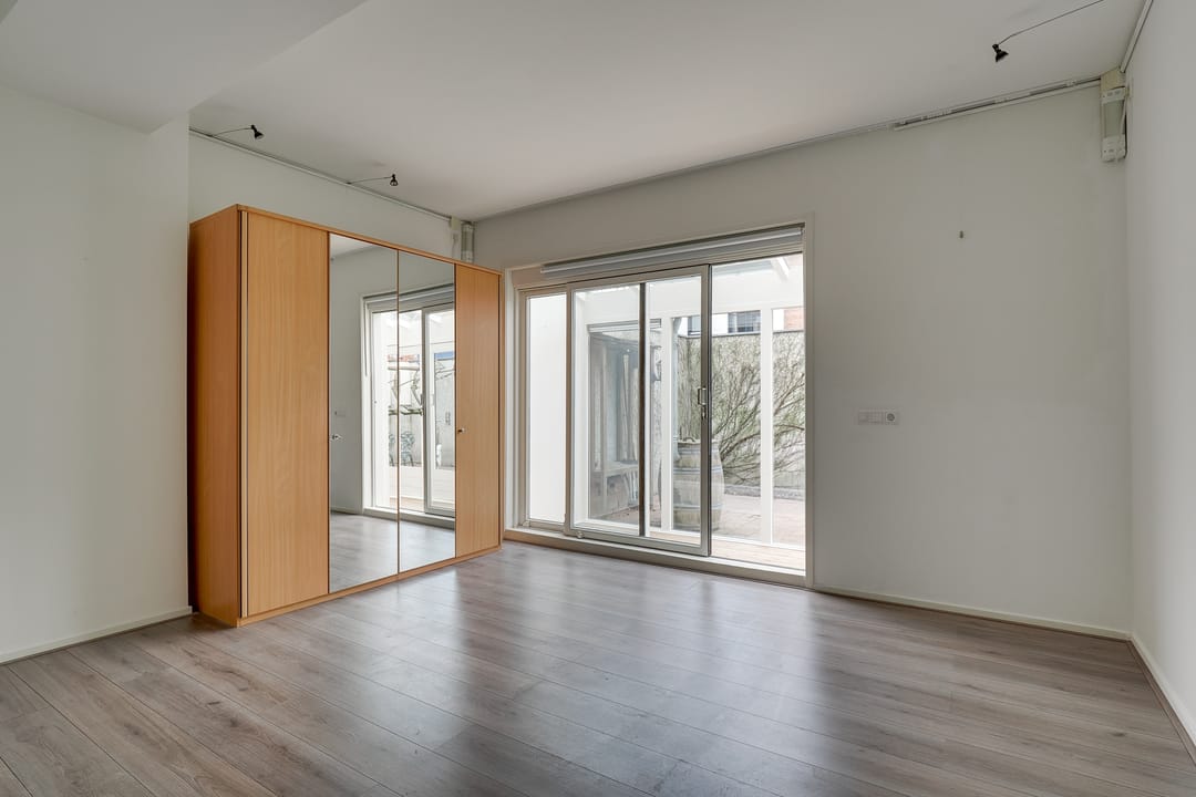 Photo 23 of Walkade 24