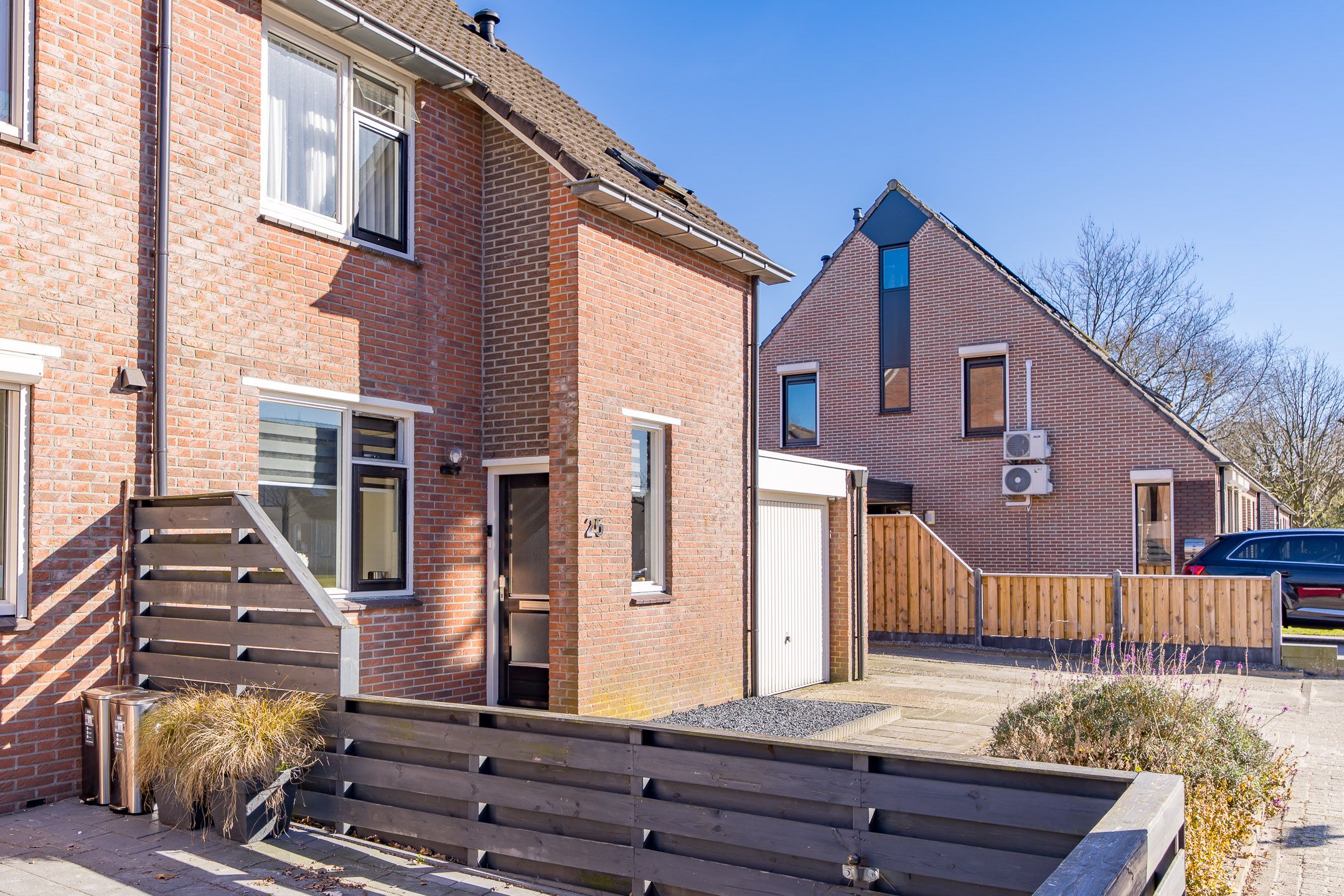 Foto 3 van Koningsvaren 25