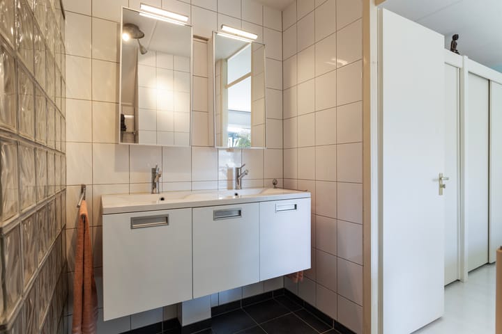 Foto 25 van Baalder 1