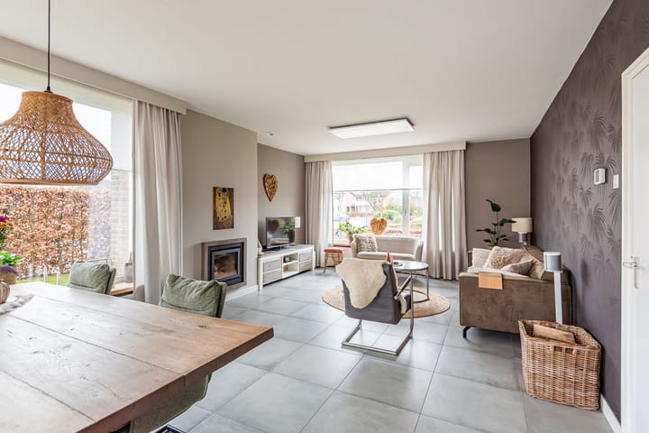 Foto 4 van Brederostraat 10