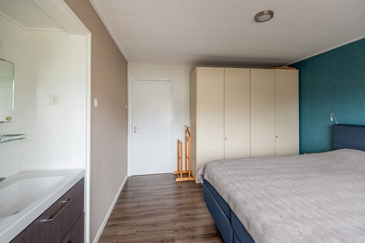 Foto 31 van Brederostraat 10